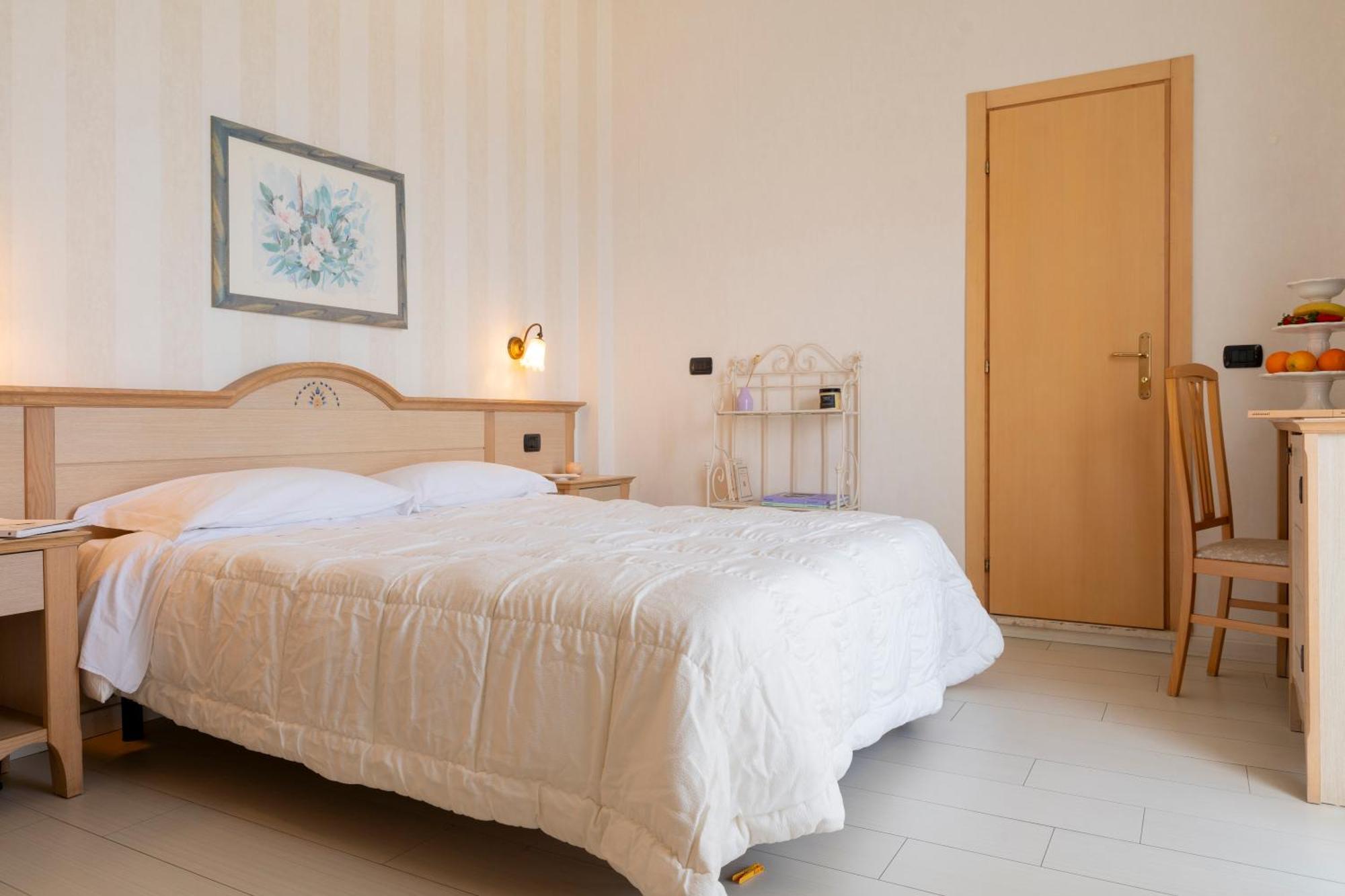 Hotel Mondial Bellaria-Igea Marina Zewnętrze zdjęcie