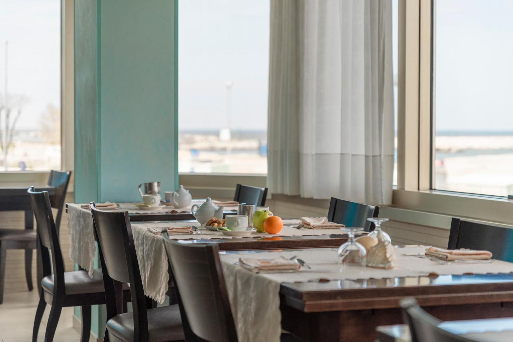 Hotel Mondial Bellaria-Igea Marina Zewnętrze zdjęcie