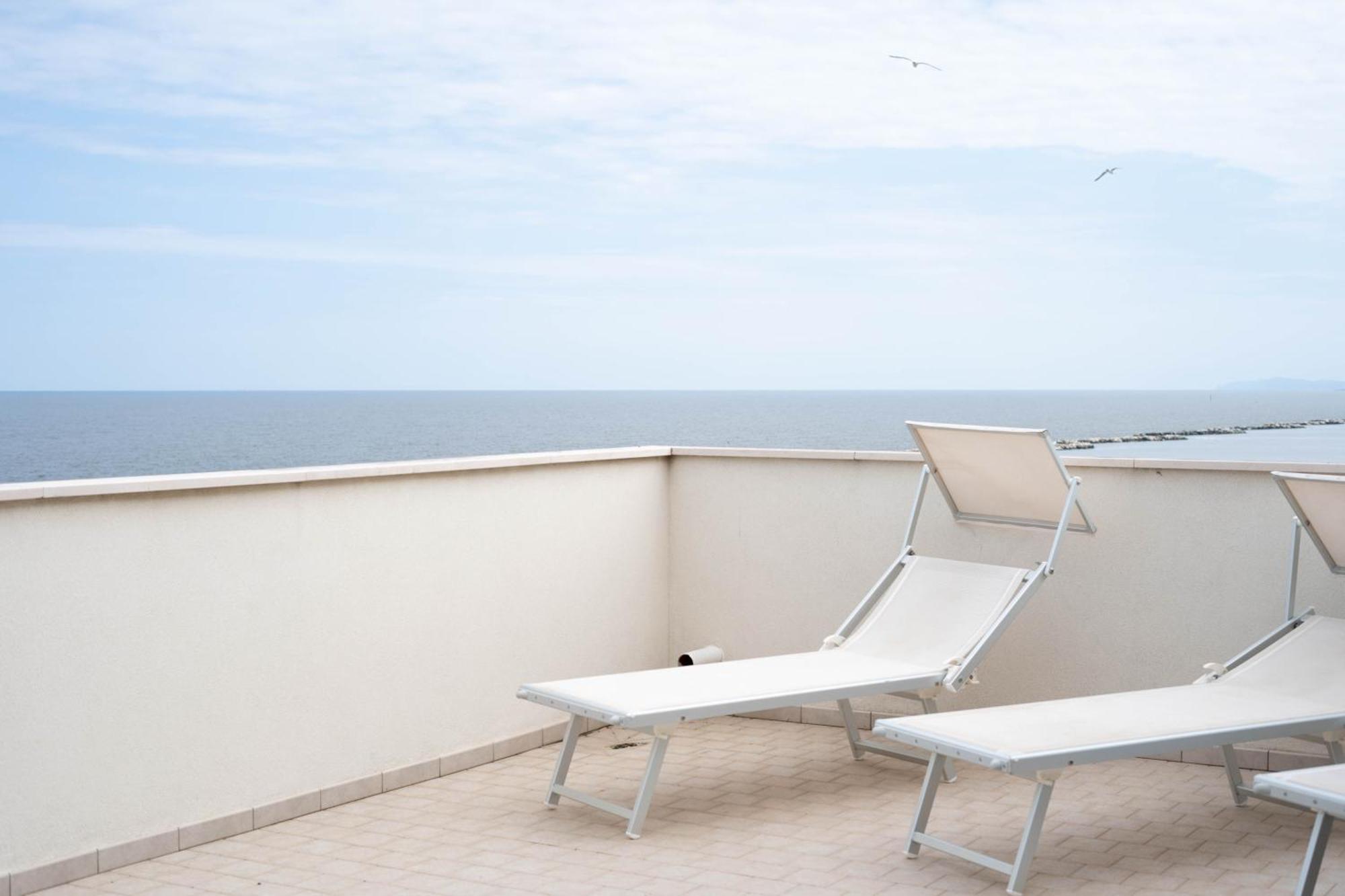 Hotel Mondial Bellaria-Igea Marina Zewnętrze zdjęcie