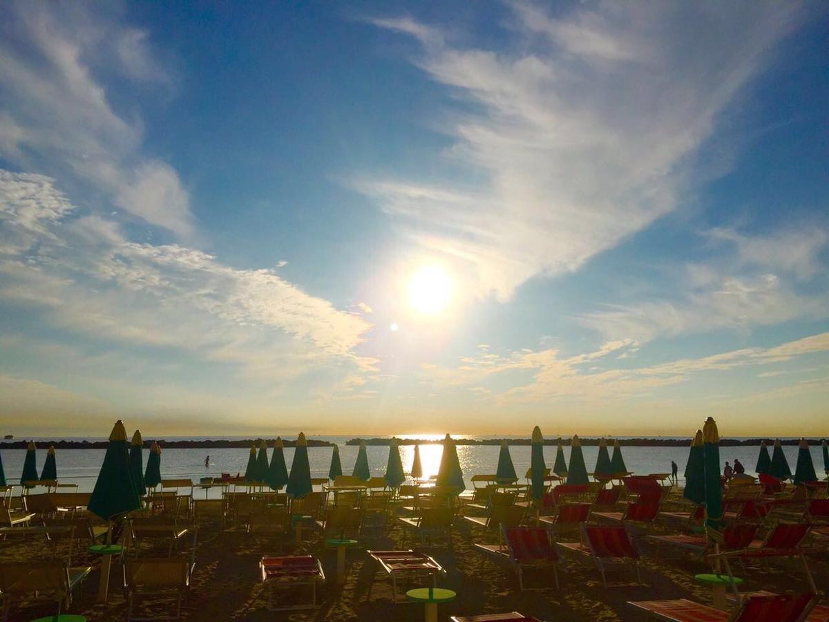 Hotel Mondial Bellaria-Igea Marina Zewnętrze zdjęcie
